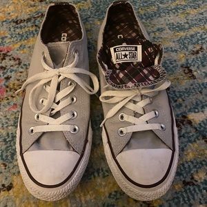 Converse Tennis Shoes